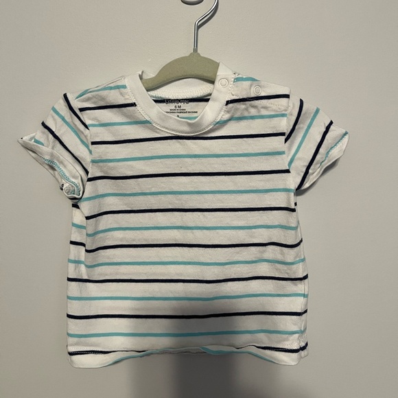 LOT 3-6 month onesies & t-shirts - Picture 9 of 12